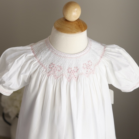 Feltman Brothers White Bishop Dress Smocked Embroidery 24 Months/2T RARE NWT - Picture 6 of 6